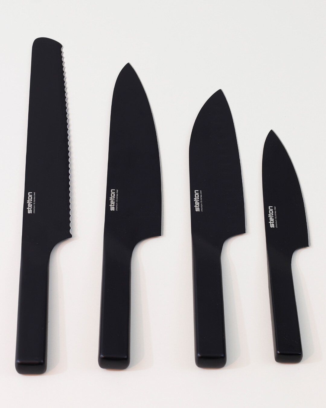 Robuste Stelton Pure Black kjøkkenkniver - 4 stk