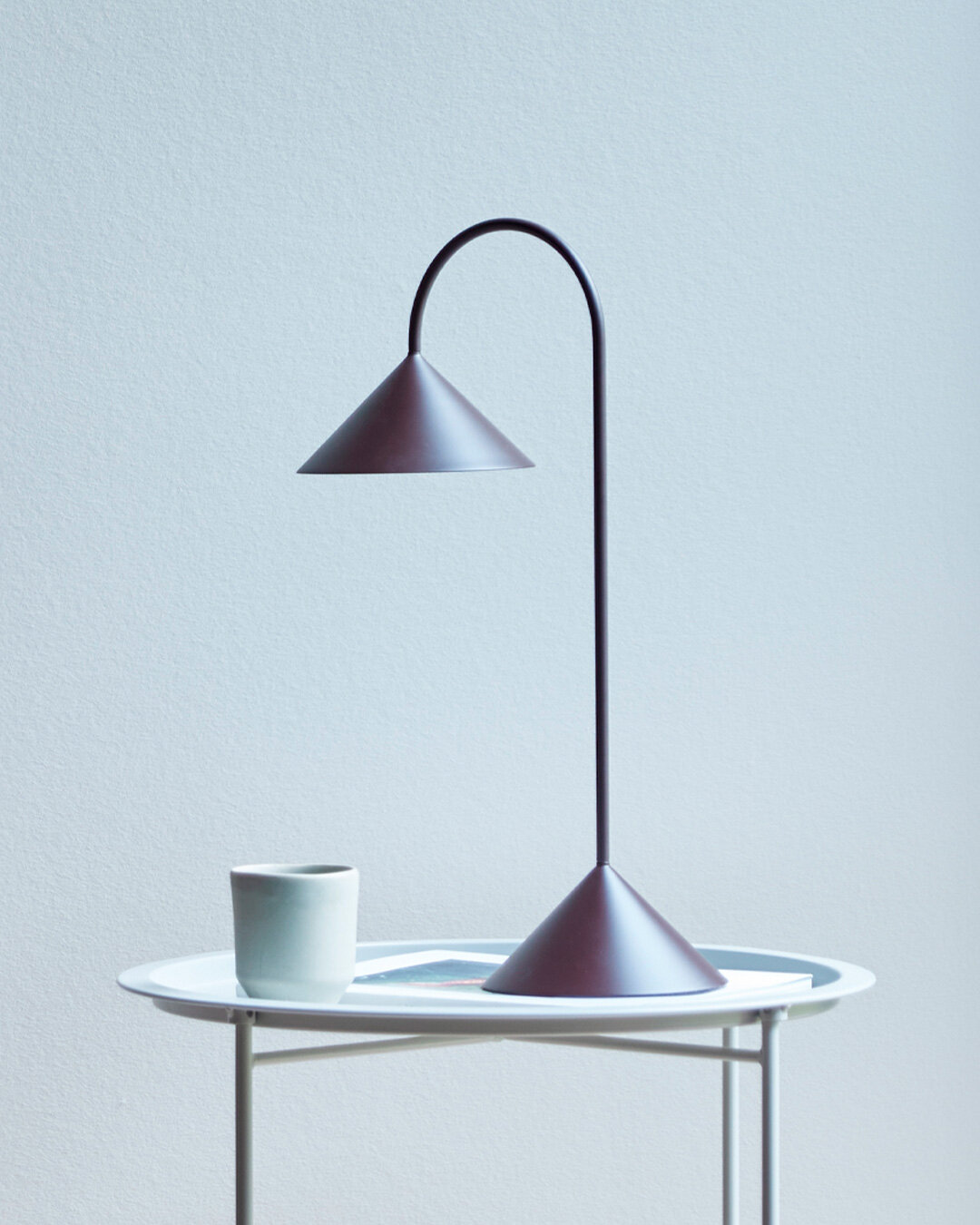Prisvinnende bordlampe i moderne design