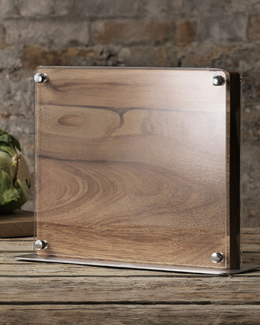 Stilren knivholder med magnetisk funktion